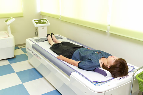 ミナト医科学株式会社製ウォーターマッサージベッドアクアタイザー